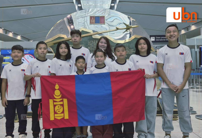 Монголын усанд сэлэлтийн өсвөрийн  баг олон улсын тэмцээнд оролцохоор мордлоо