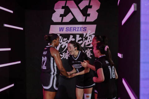 “Ulaanbaatar Amazons” баг БНХАУ-ын Shanghai Redwings багийг хожлоо