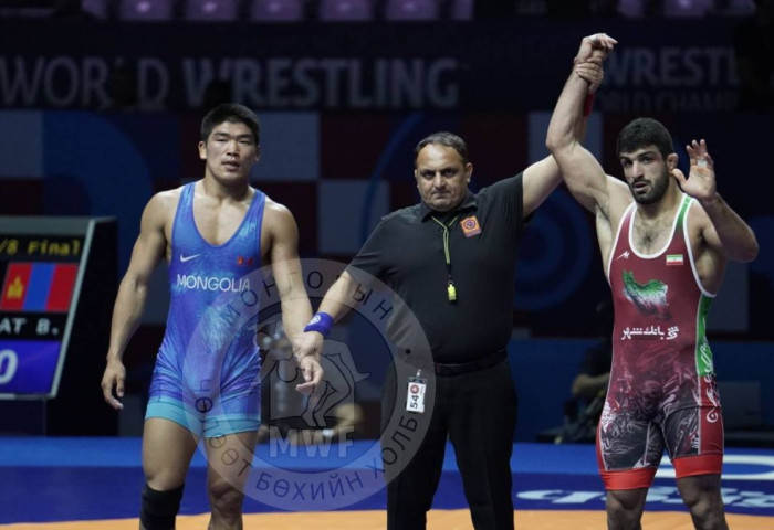 Чөлөөт бөхийн ДАШТ: Н.Батбилгүүн, дэлхийн хошой аварга Камран Гасемпоурт ялагдлаа