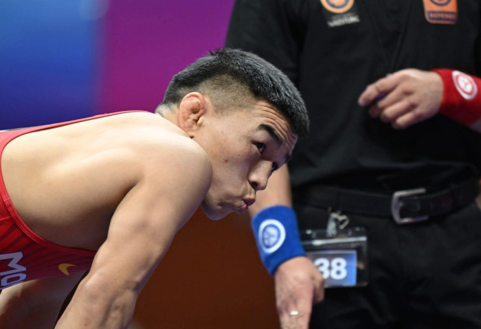 Чөлөөт бөхийн ДАШТ: Гавьяат тамирчин Т.Тулга мөнгөн медаль атгаж, АЛТАН МЕДАЛИЙН төлөө барилдах эрхтэй боллоо