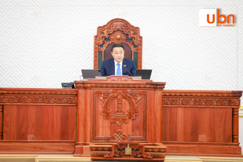 Д.Амарбаясгалан: Нэг ангид 70 хүүхэд сурч байгааг хараад төсөв байхгүй гэж шалтаглах эрх бидэнд байхгүй