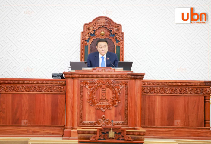 Д.Амарбаясгалан: Нэг ангид 70 хүүхэд сурч байгааг хараад төсөв байхгүй гэж шалтаглах эрх бидэнд байхгүй