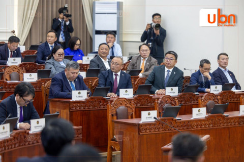 ЧУУЛГАН: АН-ын бүлэгт 2 хоногийн засварлага өгснөөр, 2026 оны төсвийг ирэх Лхагва гарагт үргэлжлүүлэн хэлэлцэхээр боллоо