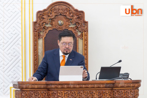 “Яамдын газар, хэлтсийг 81-ээр, агентлагийн удирдлагыг 54-өөр бууруулж, 16 яаманд 168 орон тоо ЦОМХТГОЛОО“