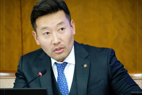 ТӨСВИЙН БАЙНГЫН ХОРОО: “Алт-3” аяныг хэрэгжүүлэх тогтоолд хэсэгчлэн тавьсан Ерөнхийлөгчийн хоригийг хүлээж авлаа