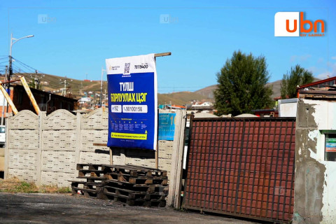 СУРВАЛЖИЛГА: Иргэд “Шахмал түлш худалдаалах цэгүүдэд түлш ховор, олдохгүй байгаа тул шөнөдөө ХҮЙТЭН, даарч хонож байна“ гэв