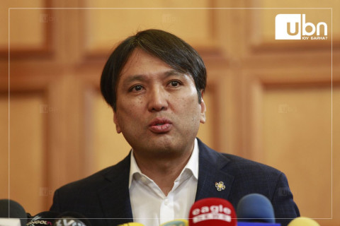 Т.Доржханд: Төмөр замын холболтыг улстөржүүлж, гацааж болохгүй. Бид төмөр замаа холбож орлогоо нэмэгдүүлж байж эмч, багш нарын цалингаа нэмнэ