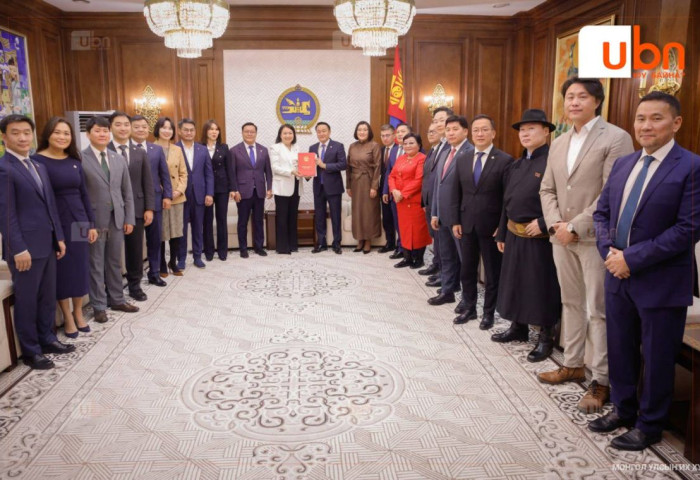 Тамхины хяналтын тухай хуульд нэмэлт, өөрчлөлт оруулах тухай хуулийн төслийг өргөн мэдүүллээ