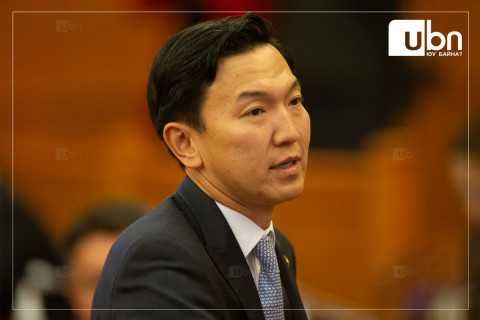 Н.Учрал: Цомхтгол хийнэ гэхээр бүгдийг нь “тайрч хаяад”, бүх түвшинд 9 хувиар цомхтгоно гэж байгаа юм БИШ