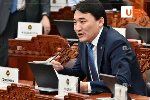 Г.Дамдинням: Хувийн хэвшилдээ хөнгөлөлттэй зээл гаргаж өгч ядаж нэг сарын нөөцөө хадгалах савтай болох асуудлыг нэн даруй шийдэх хэрэгтэй байна