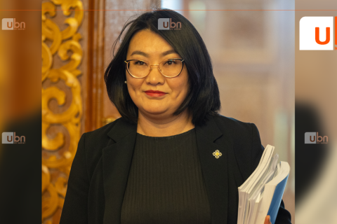 А.Ариунзаяа: Гишүүдээ сонсдог, эв нэгдлийг хангадаг хүн намын даргаар сонгогдох ёстой