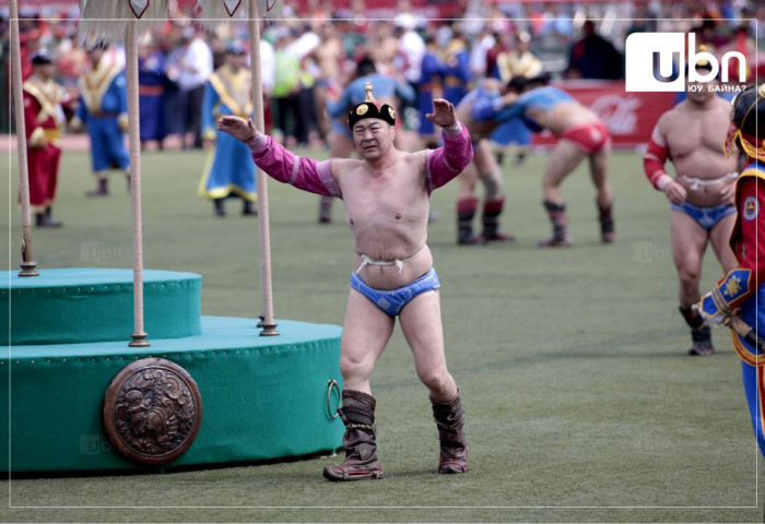 Дархан аварга Б.Бат-Эрдэнийн нэрэмжит өсвөр үе, залуучуудын Улсын аварга шалгаруулах барилдаан болно