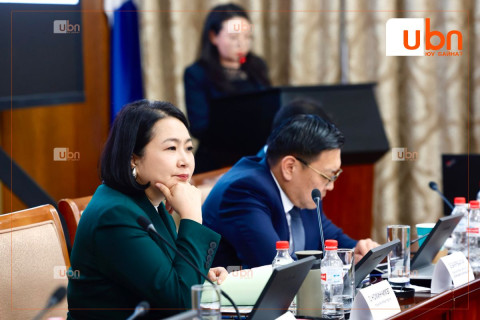 ӨБХ: Эмч, багш нарын цалинг нэмэх асуудлаар ажлын хэсэг байгуулах асуудлыг хэлэлцэнэ