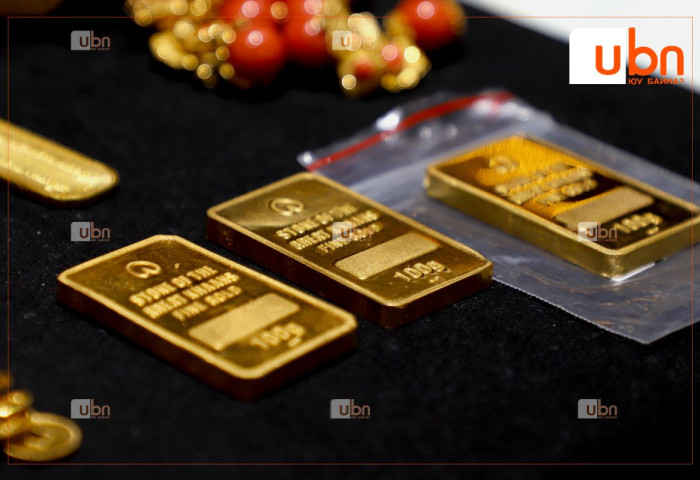 “Алтны үнэ түүхэн дээд хэмжээнд хүрсэн үед Монголбанканд алт тушаагдахгүй байна гэдэг нь хилээр нууцаар гарч байна гэсэн үг“