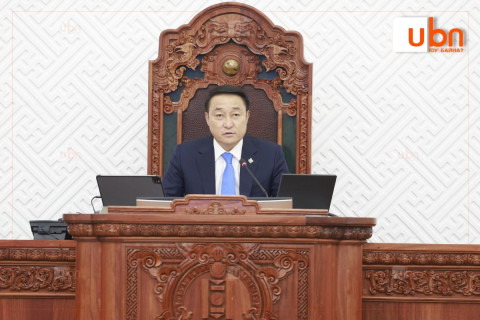 ЧУУЛГАН: 2026 оны төсвийн тухай хуулийг хоёр дахь хэлэлцүүлэгт бэлтгүүлэхээр байнгын хороодод шилжүүллээ