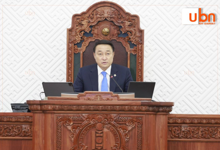 ЧУУЛГАН: 2026 оны төсвийн тухай хуулийг хоёр дахь хэлэлцүүлэгт бэлтгүүлэхээр байнгын хороодод шилжүүллээ