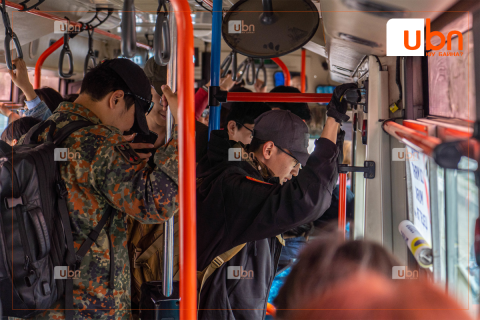 Энэ сарыг дуустал Ч:24Б “Нисэх-МҮИС“ чиглэлийн нийтийн тээврийг Таван шараар зорчуулна