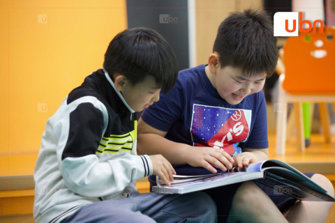 Хүүхэддээ ном унших дадлыг хэрхэн хэвшүүлэх вэ