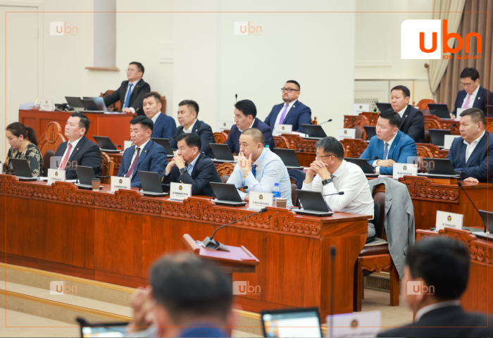 ЧУУЛГАН: МАН-ын бүлэг НЭГ ХОНОГИЙН завсарлага авснаар үдээс өмнөх хуралдаан өндөрлөлөө