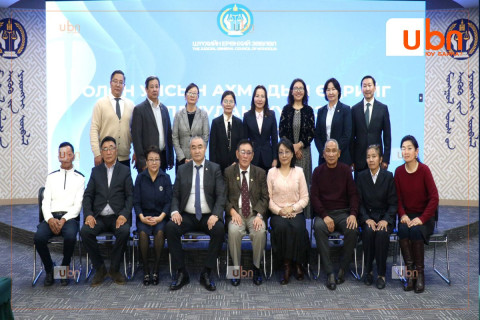 Шүүхийн ерөнхий зөвлөл ахмадууддаа хүндэтгэл үзүүллээ