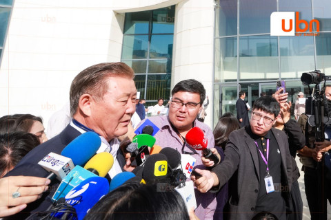 Д.Тэрбишдагва: Намынхаа дотоод асуудлыг яагаад хоорондоо яриад шийдэж болдоггүй юм бэ. Нэг намын асуудлыг улс орны асуудал болгож болохгүй