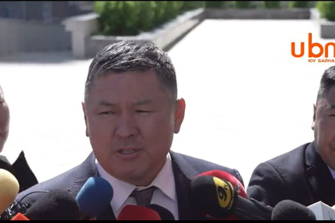 У.Отгонбаяр: Намын даргын асуудлыг яаралтай шийдэхгүй бол юу болж байгааг өнгөрсөн өдрүүдэд харлаа