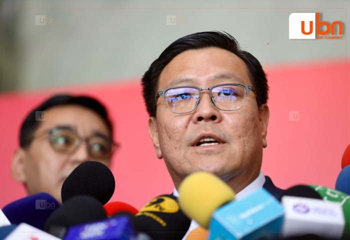 Б.Баярбаатар: Өнгөрсөн хугацаанд өрсөлдөгчгүй ганцхан нэр дэвшигч байсан ч нууцаар санал хурааж ирсэн