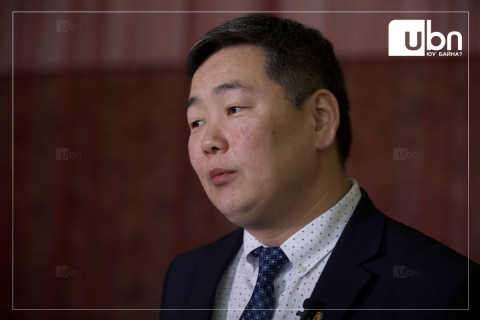 С.Эрдэнэбат: Цалин хөлс, тэтгэвэр тэтгэмжээ нэмэхэд учир зүггүй инфляц өсчихнө гэх бодлоосоо салахгүй юм аа