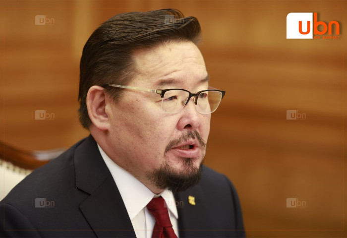 “Бортээгийн ордыг эдийн засгийн эргэлтэд оруулах тогтоолын төслийг өргөн баримагц УИХ-ын дарга яаран сандран  нэр дэвших мэдэгдлийг хийсэн“