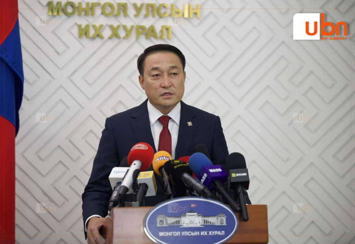ШУУД: УИХ-ын дарга Д.Амарбаясгалан цаг үеийн асуудлаар мэдээлэл хийж байна