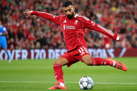 Мохамед Салах Ливерпулийн хамгаалалтын сул тал болоод байна