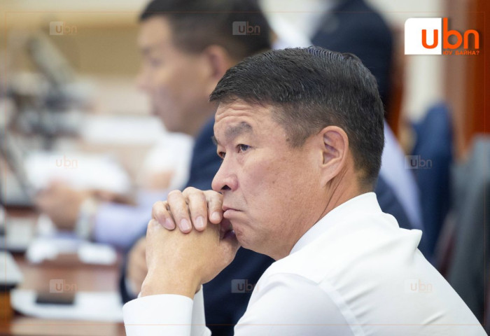 Д.Батлут: Д.Амарбаясгалан нэр холбогдож буй асуудлуудаа шалгуулах ёстой. Ийм хүн улс орныг удирдаж болохгүй шүү дээ