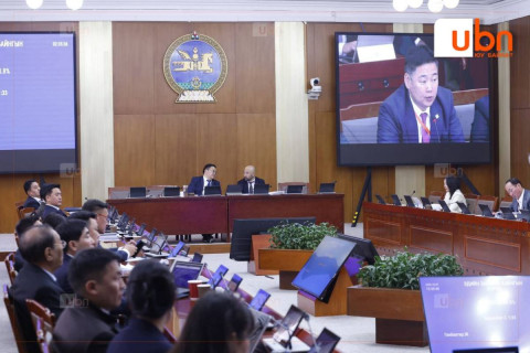 ЭЗБХ: Монгол Улсын 2026 оны төсвийн тухай хуулийн төслүүдийн хоёр дахь хэлэлцүүлгийг хийв