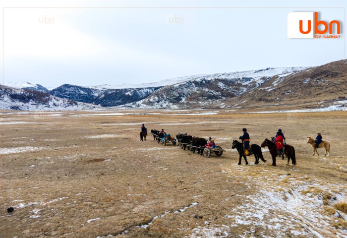 Отроор яваа малчдыг хөөж, шахаж хавчихгүй байхыг малчид, орон нутгийн удирдлагуудад анхаарууллаа