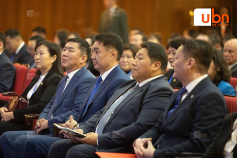 У.Хүрэлсүх: Шүүх эрх мэдэл бол ядарсан иргэний найдах сүүлчийн зогсоол, задарсныг нь засаглах Монгол төрийн хууль цаазын ташуур юм