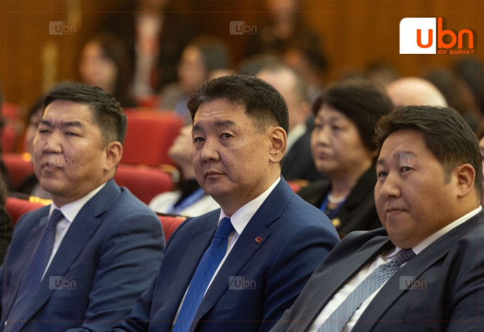 “Шүүх олны анхаарал татсан, нийгмийг цочроосон хэргийн талаар шуурхай мэдээлэл өгч, иргэдийг эргэлзээг тайлж байх шаардлагатай байна“