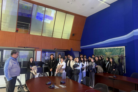 84 дүгээр сургуулийн сурагчдад Ус сувгийн удирдах газраас мэргэжилж сурталчлах  уулзалтыг зохион байгууллаа