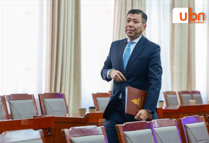 МАН-ын бүлгийн дарга: Б.Энхбаяр гишүүнийг намаас хөөсөн бичиг ирсэн