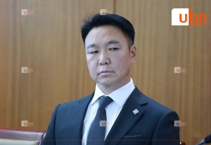 Б.Түвшин: Жил бүр төсөвтөө тааруулж Хөгжлийн төлөвлөгөө, хуулиа өөрчлөөд байж болохгүй