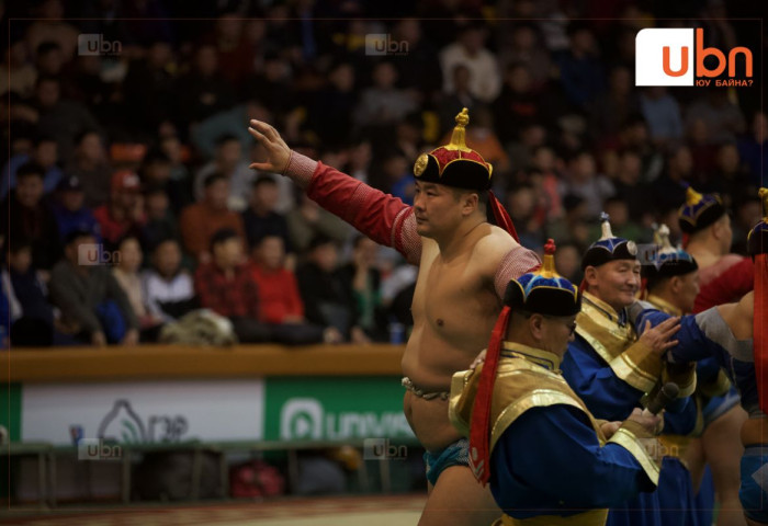 Өнөөдрийн барилдаанд түрүүлсэн бөх 20 сая, үзүүрлэсэн бөх 10 сая төгрөгийн бай шагнал хүртэнэ