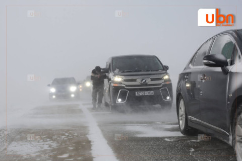 ЦУОШГ: Маргааш зарим нутгаар нойтон цас орж, зам даваанд хальтиргаа гулгаа үүсэх, үзэгдэх орчин хязгаарлагдахыг анхааруулж байна