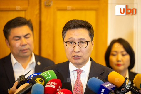 ШУУД: УИХ дахь МАН-ын бүлгийн 38 гишүүн гарын үсэг зурж, бүлгээ өнөөдөр 16.00 цагт хуралдуулахыг шаардлаа