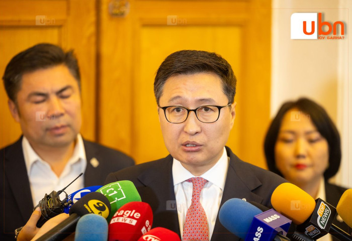 ШУУД: УИХ дахь МАН-ын бүлгийн 38 гишүүн гарын үсэг зурж, бүлгээ өнөөдөр 16.00 цагт хуралдуулахыг шаардлаа