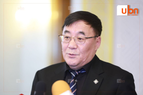 Ж.Галбадрах: Багш нарын ажил хаялтад маш их санаа зовж байна