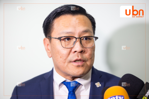 Б.Баярбаатар: Өчигдрийн МАН-ын бүлгийн хурал хууль бус. Тэгэхээр шийдвэрүүд нь хууль бус байж таараа