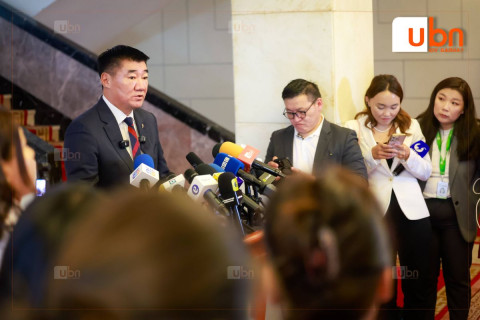 ШУУД: УИХ-ын нэр бүхий 38 гишүүн чуулганаар Ерөнхий сайдыг огцруулахыг дэмжээгүй ТББХ-ны саналыг “Дэмжье“ гэсэн санал хураалт явуулах хүртэл хуралдаанд оролцохгүй гэдгээ мэдэгдлээ