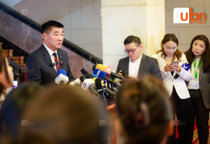 ШУУД: УИХ-ын нэр бүхий 38 гишүүн чуулганаар Ерөнхий сайдыг огцруулахыг дэмжээгүй ТББХ-ны саналыг “Дэмжье“ гэсэн санал хураалт явуулах хүртэл хуралдаанд оролцохгүй гэдгээ мэдэгдлээ