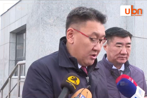 Чуулган дээр ТББХ-ны саналаар санал хураалт явуулах нь Үндсэн хууль зөрчсөн гэх агуулгаар ҮХЦ-Д ХАНДЛАА