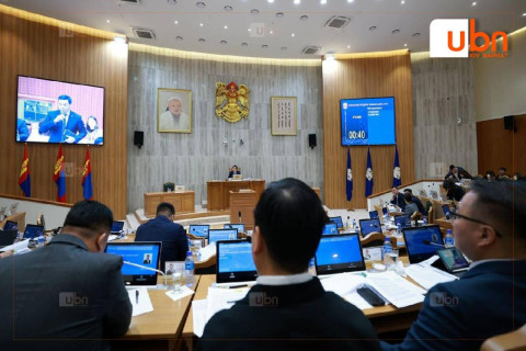 Газрыг дахин төлөвлөх, гэр хорооллын хөгжлийн сангийн талаар хэлэлцлээ