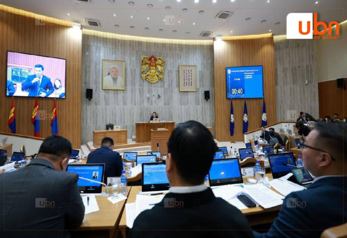 Газрыг дахин төлөвлөх, гэр хорооллын хөгжлийн сангийн талаар хэлэлцлээ